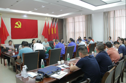 襄阳市委巡察办、华体会线上平台（集团）官方网站重工党支部联合开展5月份主题党日活动